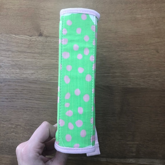 Lilly Pulitzer Not So Crabby makeup bag - Picture 4 of 6